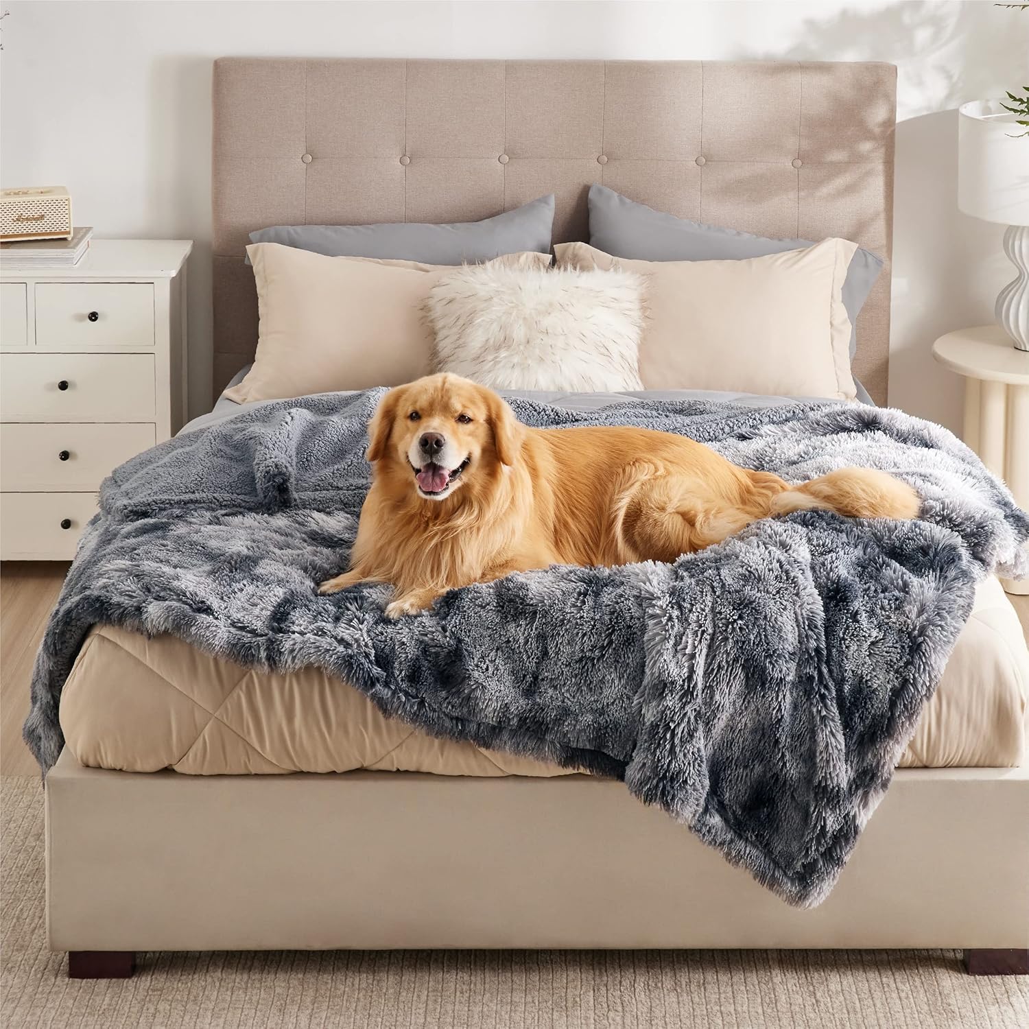 Waterproof Dog Blanket for Large Dogs, Reversible Faux Fur Pet Throw for Bed and Couch Protection, 60 x 80 Inches