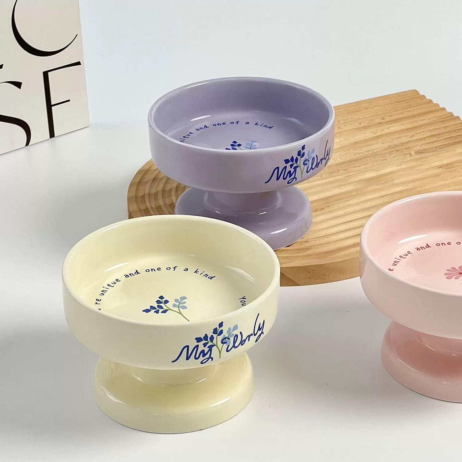 Pomdsds | Goblet-Style Ceramic Pet Bowl for Cats and Small Dogs