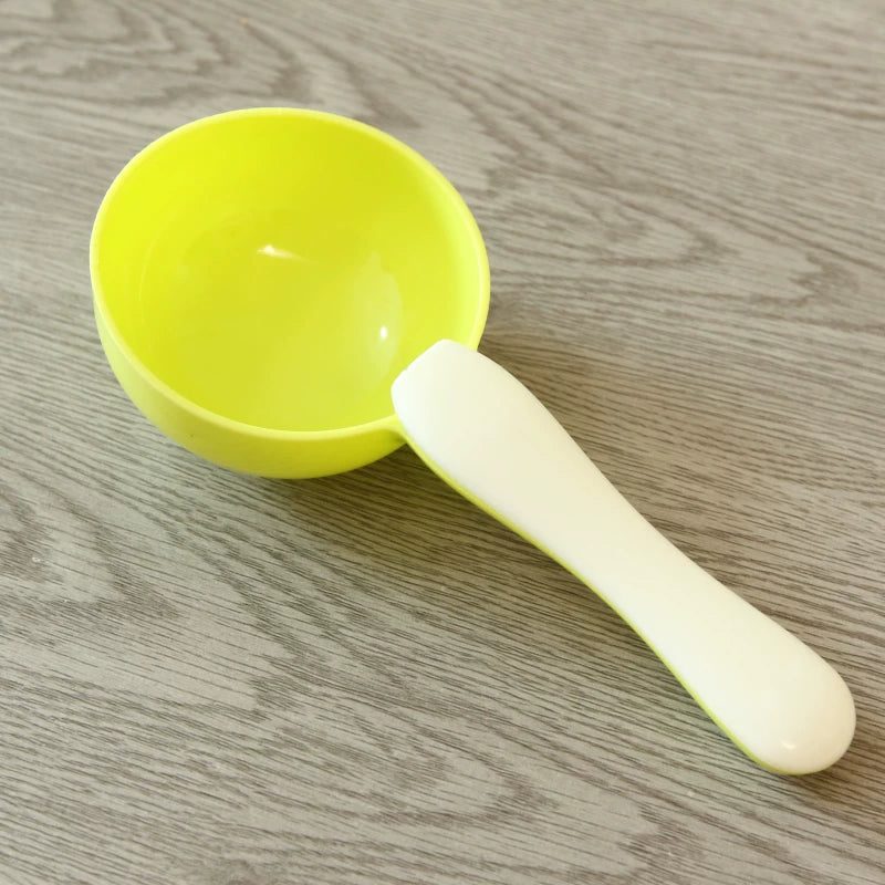 Pomdsds | Color-Matched Pet Food Scoop with Clip Design for Daily Feeding Use